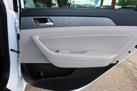 2018 Hyundai Sonata - Image 22