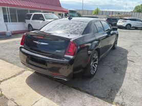 2018 CHRYSLER 300 SEDAN V8, HEMI, 5.7 LITER 300S SEDAN 4D