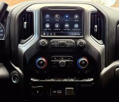 2021 CHEVROLET SILVERADO 1500 CREW CAB PICKUP 6-CYL, TURBO DIESEL, 3.0 LITER RST PICKUP 4D 5 3/4 FT