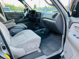 2004 TOYOTA SEQUOIA