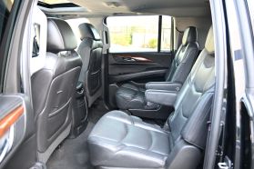 2017 CADILLAC ESCALADE ESV SUV V8, 6.2 LITER LUXURY SPORT UTILITY 4D