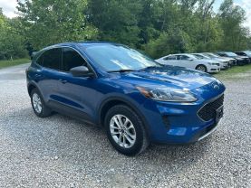 2022 FORD ESCAPE SUV 3-CYL, ECOBOOST, TURBO, 1.5 LITER SE SPORT UTILITY 4D at T&T Repairables - used car dealership in Spencer, Indiana.
