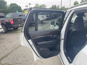 2019 VOLVO XC90
