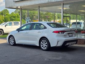 2020 Toyota Corollase Sedan 4d - Image 9