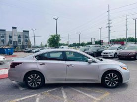 2017 NISSAN ALTIMA SEDAN 4-CYL, 2.5 LITER 2.5 SV SEDAN 4D