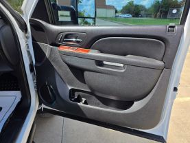 2010 CHEVROLET SILVERADO 3500 HD CREW CAB PICKUP V8, 6.6L TURBO DSL LTZ PICKUP 4D 8 FT