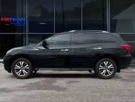2019 Nissan Pathfinder S Sport Utility 4d - Image 2