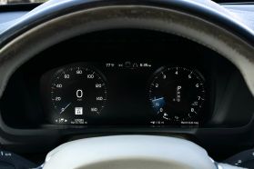 2017 VOLVO XC90 SUV - AUTOMATIC - Gentle Carmen Auto