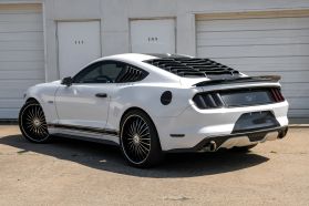 2015 Ford Mustang - Image 14