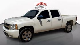 2009 CHEVROLET SILVERADO 1500 CREW CAB PICKUP V8, FLEX FUEL, 5.3 LITER LTZ PICKUP 4D 5 3/4 FT