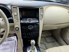 2010 INFINITI FX SUV V6, 3.5 LITER FX35 SPORT UTILITY 4D