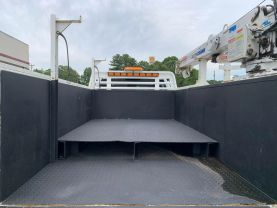 2014 RAM 5500 MECHANIC CRANE TRUCK 3,200 LBS AUTO CRANE MECHANIC CRANE TRUCK 6-CYL, TURBO DSL, 6.7L TRADESMAN REG CAB - Eddies Auto Sales