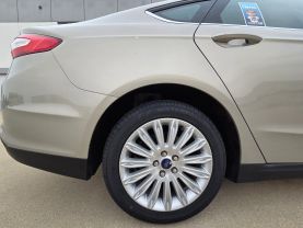 2016 Ford Fusion - Image 28