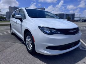 2023 CHRYSLER VOYAGER