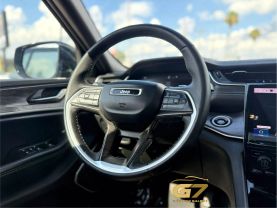 2024 Jeep Grand Cherokee 4xe - Image 15