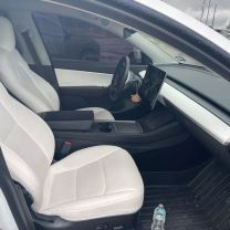 -2021 Tesla Model Y - Image 7