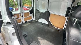2019 Ford Transit Connect Cargo - Image 15