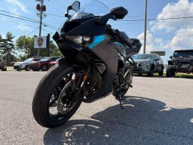 2025 KAWASAKI ZX636KSFAL NINJA ZX-6R SPORTBIKES - -
