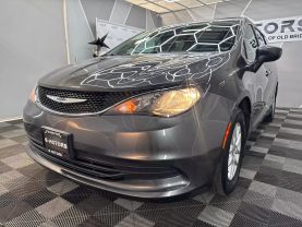 2020 CHRYSLER VOYAGER