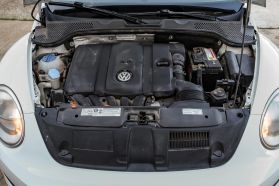 2012 Volkswagen Beetle - Image 38