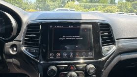 2020 Jeep Grand Cherokee - Image 40