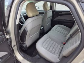 2016 Ford Fusion - Image 12