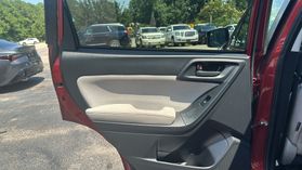 2015 Subaru Forester - Image 14