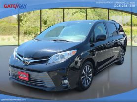 2018 TOYOTA SIENNA VAN V6, 3.5 LITER XLE MINIVAN 4D