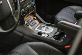 2016 Land Rover Lr4 - Image 24