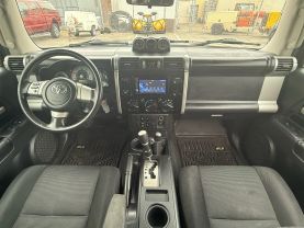2007 TOYOTA FJ CRUISER SUV V6, 4.0 LITER SPORT UTILITY 2D