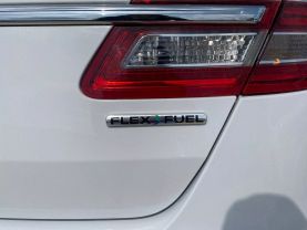 2015 FORD TAURUS SEDAN V6, 3.5 LITER SE SEDAN 4D at Motors On Wheels - used car dealership in Houston, Texas.