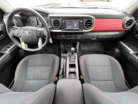 2017 TOYOTA TACOMA DOUBLE CAB SR5 PICKUP 4D 5 FT