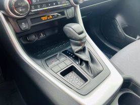 2019 TOYOTA RAV4 SUV 4-CYL, 2.5 LITER XLE SPORT UTILITY 4D