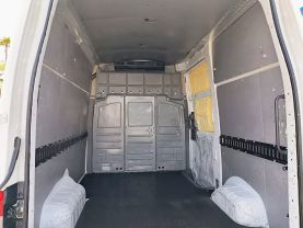2020 NISSAN NV3500 HD CARGO CARGO V8, 5.6 LITER S VAN 3D