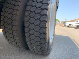 2012 FORD F550 SUPER DUTY CREW CAB 9FT FLATBED GOOSENECK TRUCK FLATBED TRUCKS V8, TURBO DIESEL, 6.7 LITER 176" W.B. 4D - Eddies Auto Sales