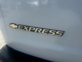 2018 CHEVROLET EXPRESS 2500 PASSENGER PASSENGER V8, FLEX FUEL, 6.0 LITER LT VAN 3D
