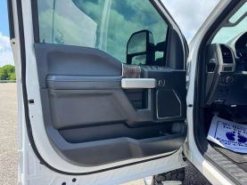 2019 FORD F250 SUPER DUTY CREW CAB PICKUP V8, TURBO DIESEL, 6.7 LITER LARIAT PICKUP 4D 6 3/4 FT