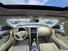 2010 INFINITI FX SUV V6, 3.5 LITER FX35 SPORT UTILITY 4D