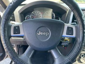 2010 Jeep Grand Cherokee - Image 7
