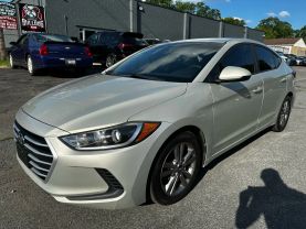 2017 HYUNDAI ELANTRA SEDAN 4-CYL, 2.0 LITER SE SEDAN 4D