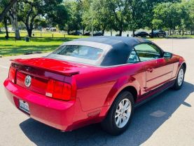 2007 FORD MUSTANG CONVERTIBLE V6, 4.0 LITER PREMIUM CONVERTIBLE 2D