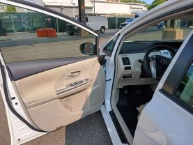 2013 TOYOTA PRIUS V