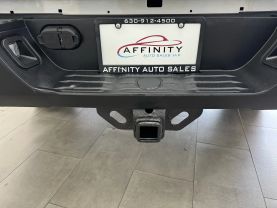 2017 TOYOTA TUNDRA CREWMAX PICKUP V8, FLEX FUEL, 5.7 LITER LIMITED PICKUP 4D 5 1/2 FT