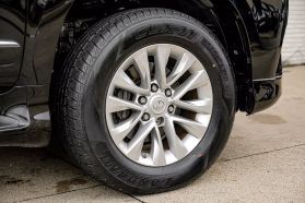2017 LEXUS GX SUV V8, 4.6 LITER GX 460 SPORT UTILITY 4D