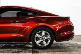 2018 Ford Mustang - Image 13