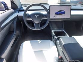 -2023 Tesla Model 3 - Image 12