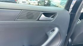 2015 Volkswagen Jetta - Image 15