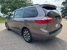 2019 TOYOTA SIENNA VAN V6, 3.5 LITER LE MINIVAN 4D