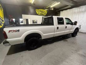 2013 FORD F250 SUPER DUTY CREW CAB PICKUP V8, FLEX FUEL, 6.2 LITER XLT PICKUP 4D 8 FT