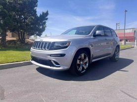 2016 JEEP GRAND CHEROKEE SUV V8, HEMI, 6.4 LITER SRT SPORT UTILITY 4D